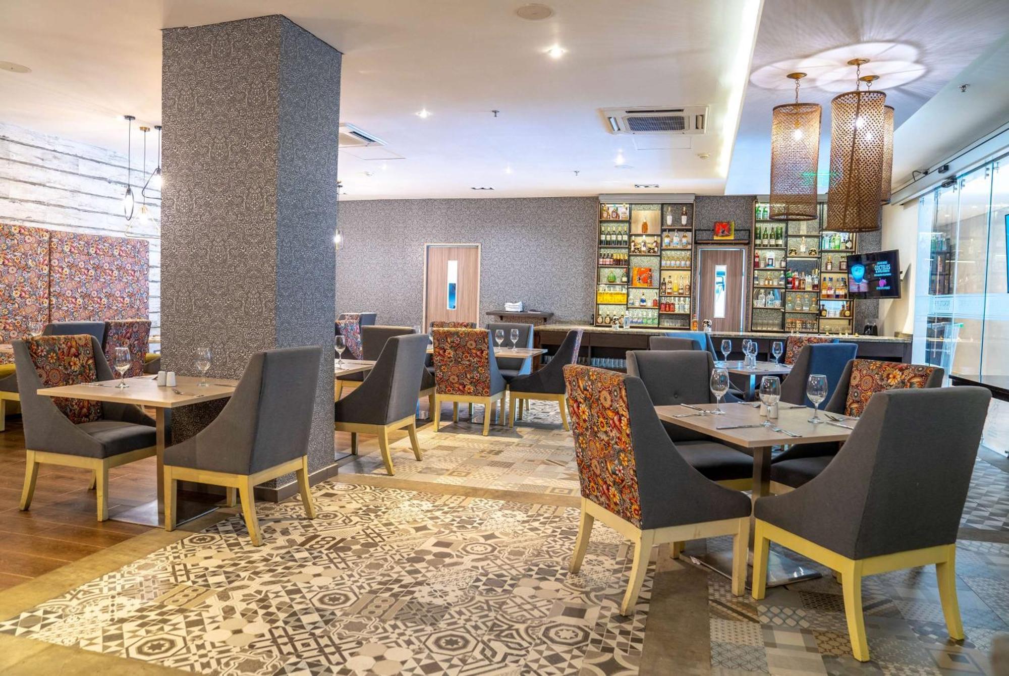 Hotel Wyndham Garden Barranquilla 4*